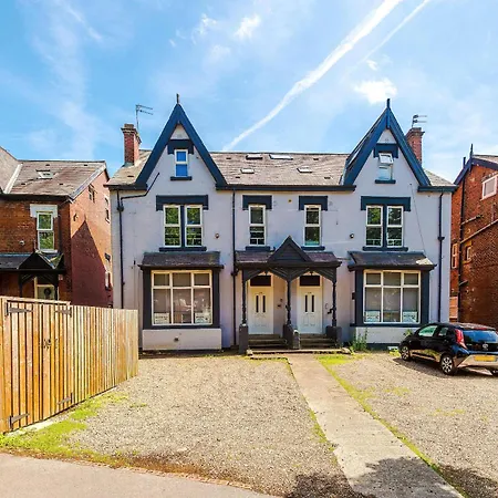 Bright 1-bed Near Centre Appartement